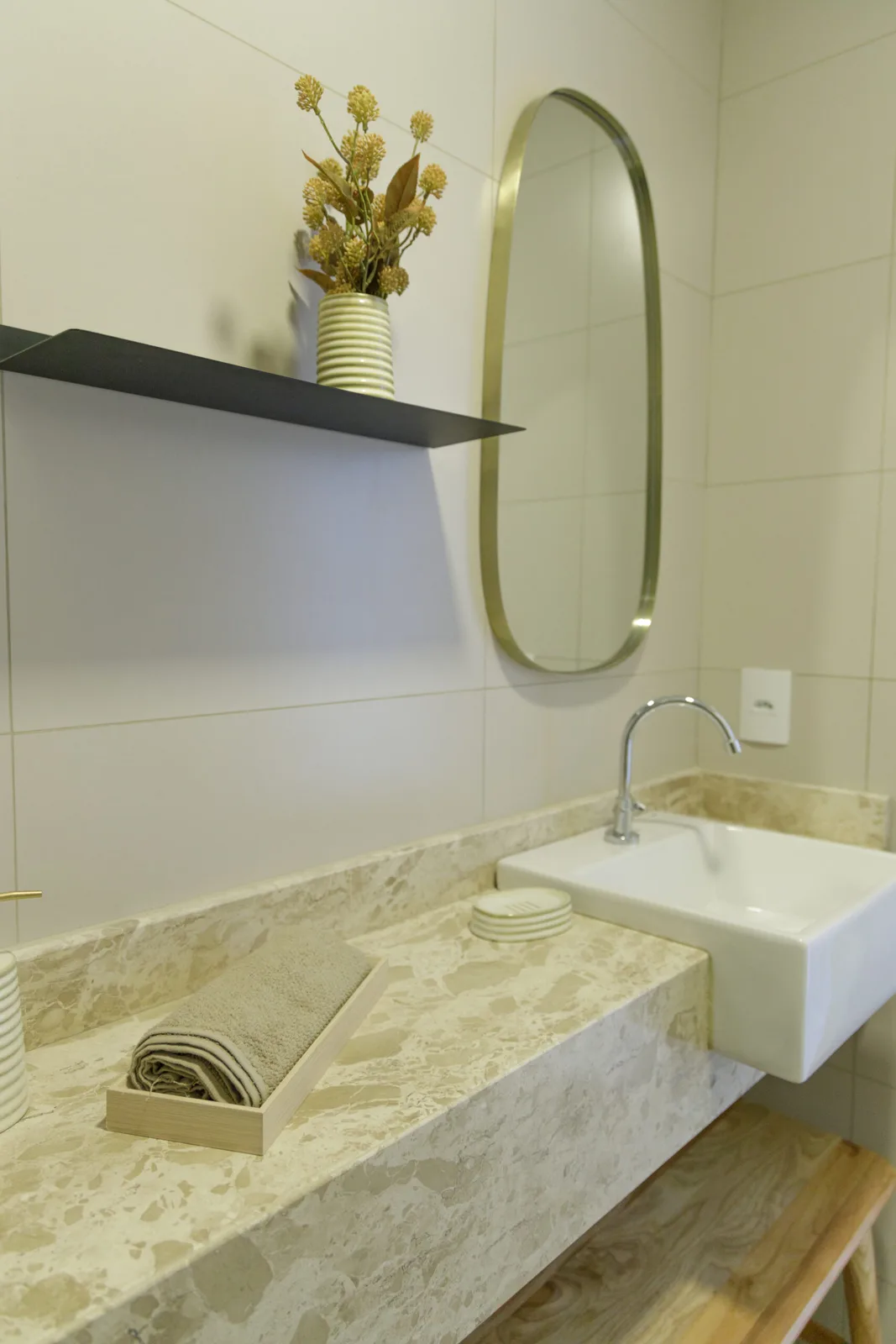 Lançamento à venda em Eusébio: Casa duplex com 4 suítes em condomínio fechado no Eusébio — foto 21 de 28